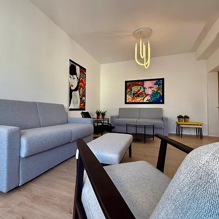 Dependence Manzoni Apartment Meda