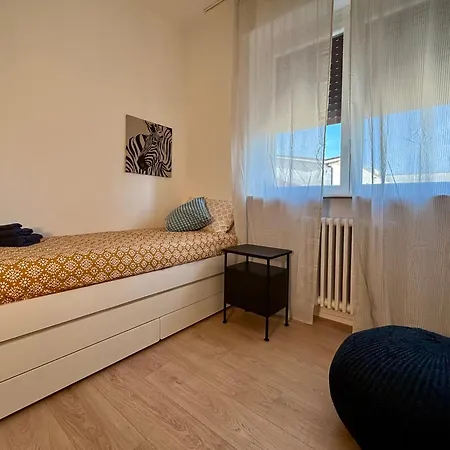 Dependence Manzoni Apartment Meda