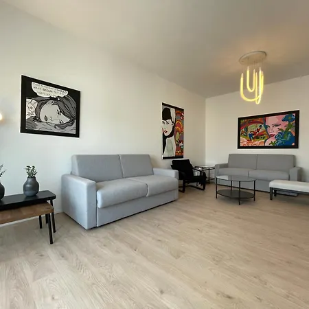 Apartment Dependence Manzoni