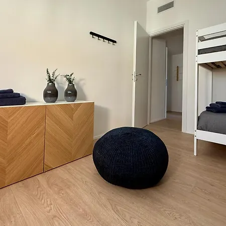 Dependence Manzoni Apartment *